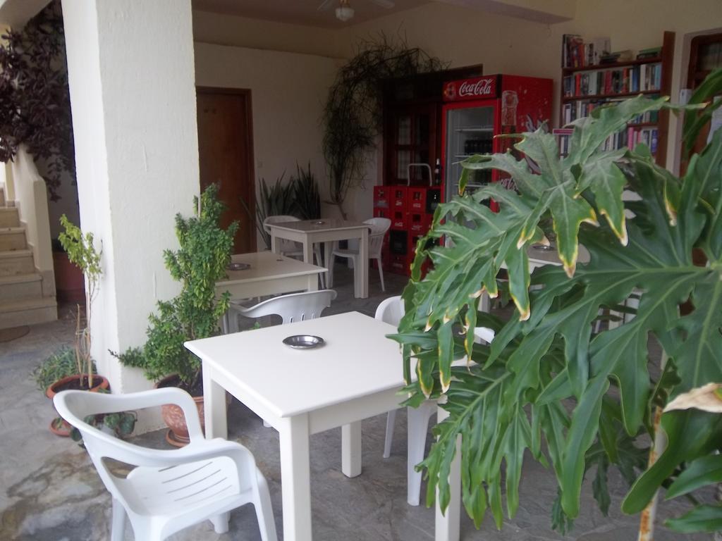 Knossos Hotel Kalamaki  Exterior photo